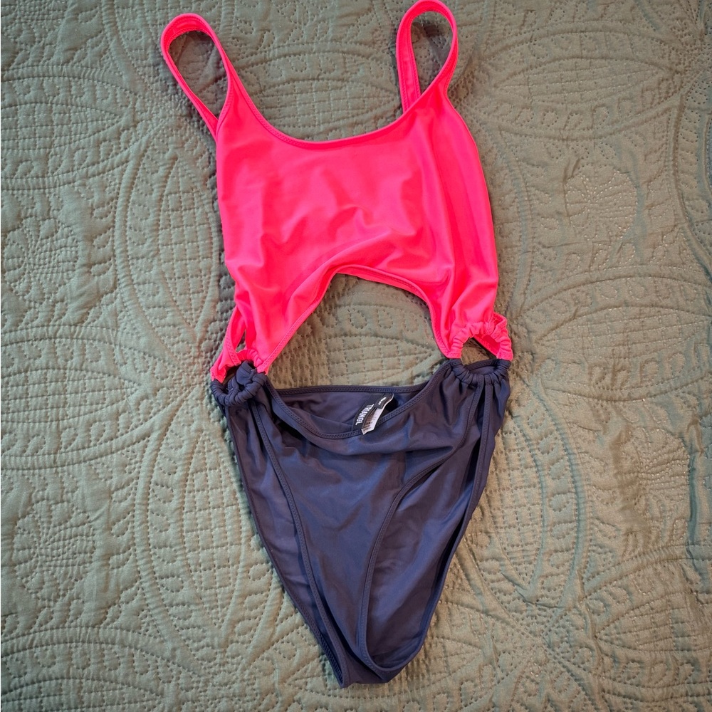 Triangl One Piece